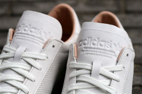 adidas originals courtvantage vintage white pt|adidas vintage women's.